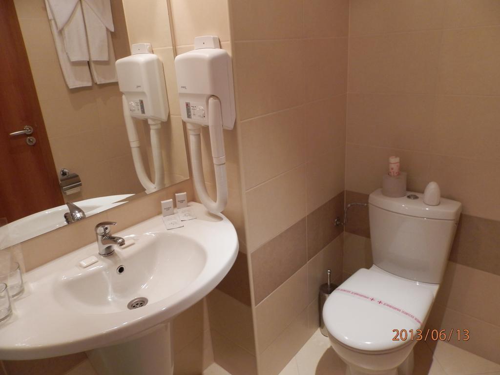 Hotel Riagor Pantai Sunny Ruang foto